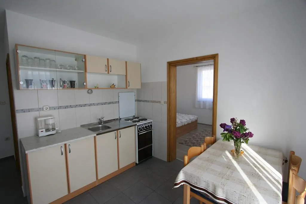 Apartments Mihalic Šilo Kroatien