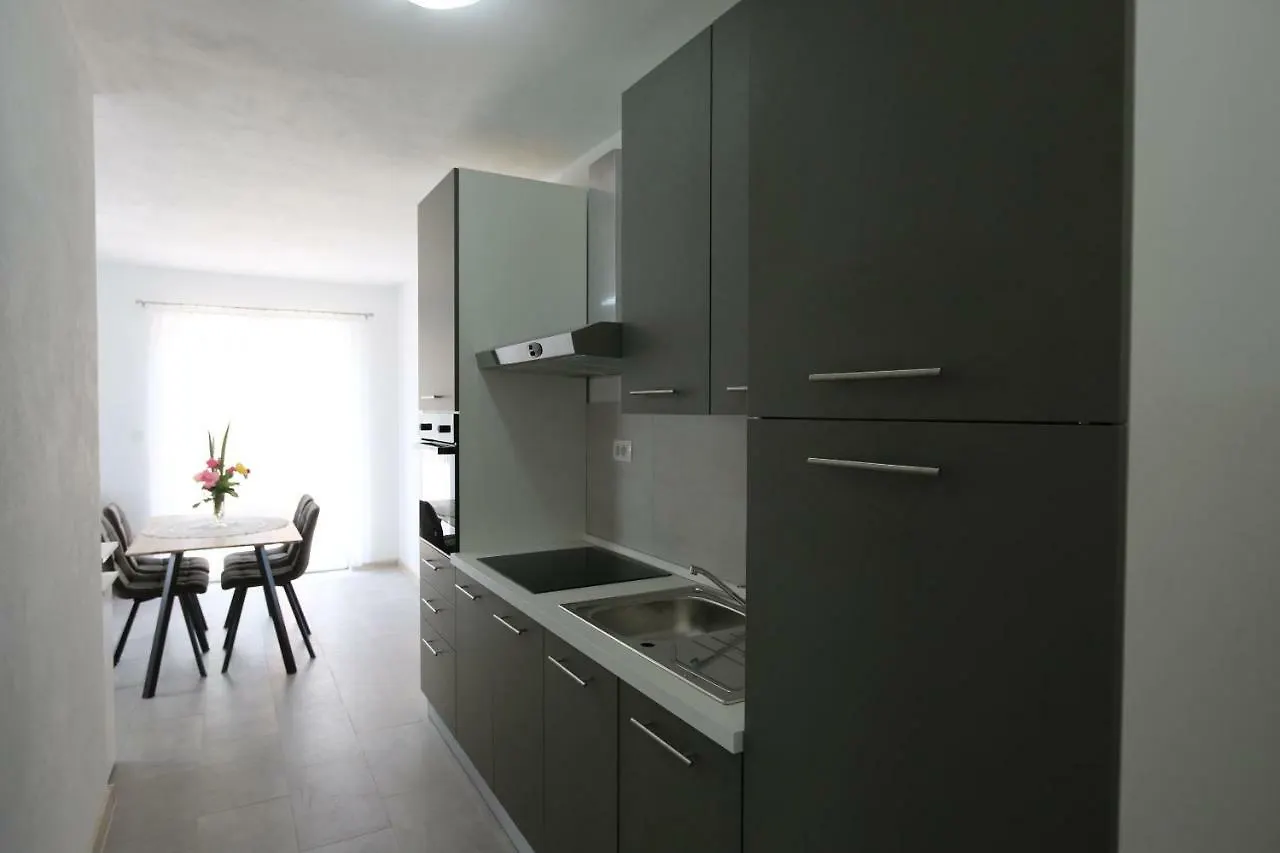 Apartments Mihalic Šilo